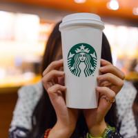 お金を持っているはずなのに使わない日本人、持っている以上のお金を平気で使う中国人＝中国メディア