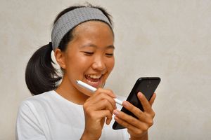 中国の「宿題お助けアプリ」は、日本の教育を救うか？　