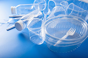 【上海ＩＰＯ】バイオプラスチック製造の浙江海正生物材料、初値は公開価格を３７．８９％上回る２３元